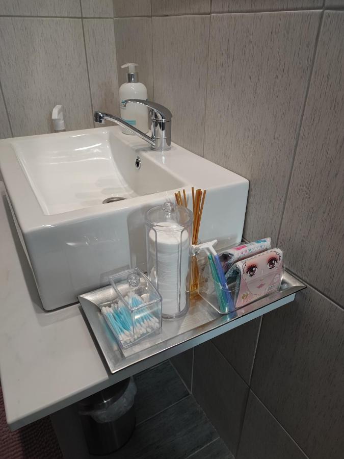 Flora Apartment Surčin 外观 照片